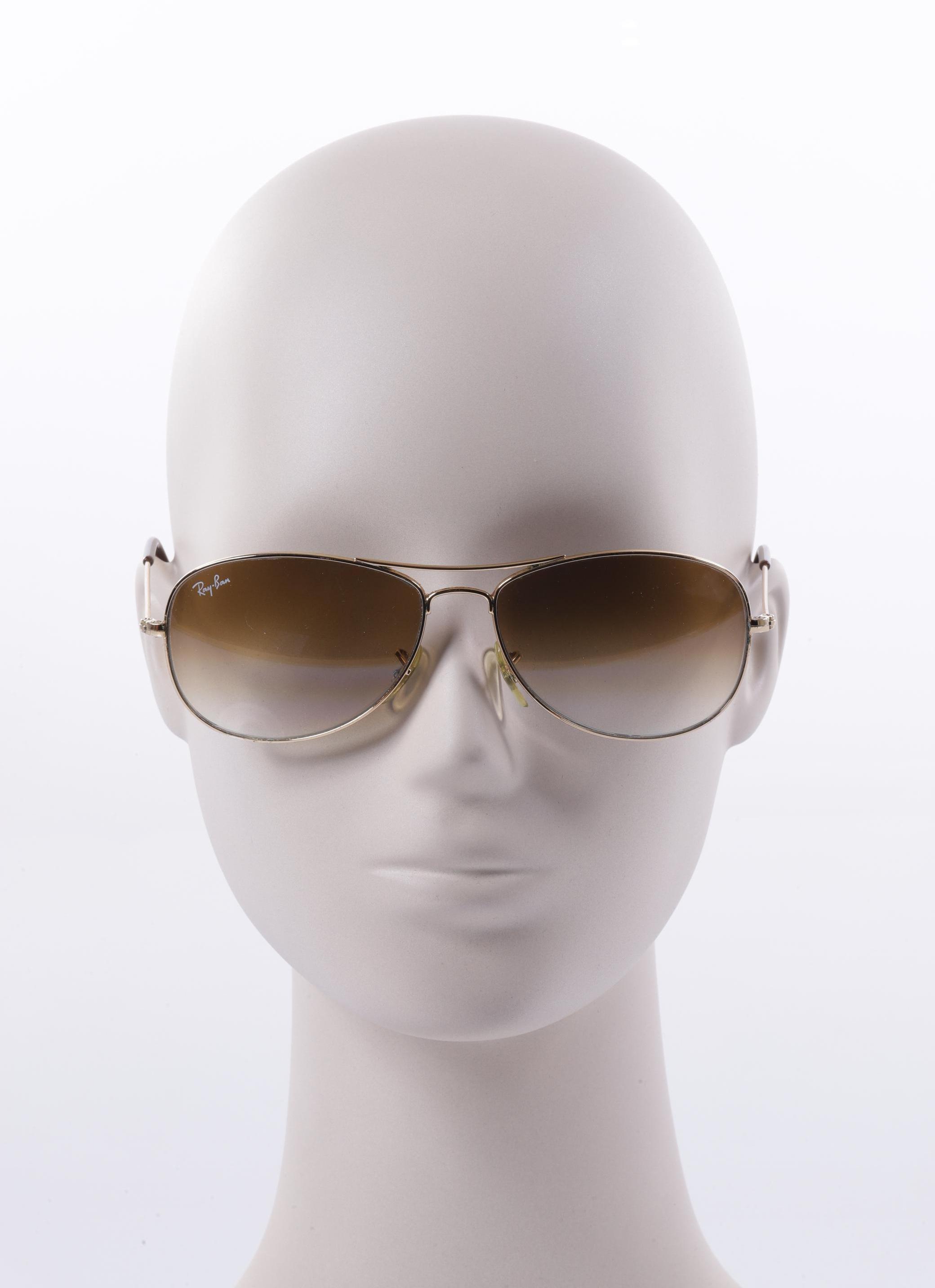 

Ray-Ban Damen Sonnenbrille, gold, Gr.