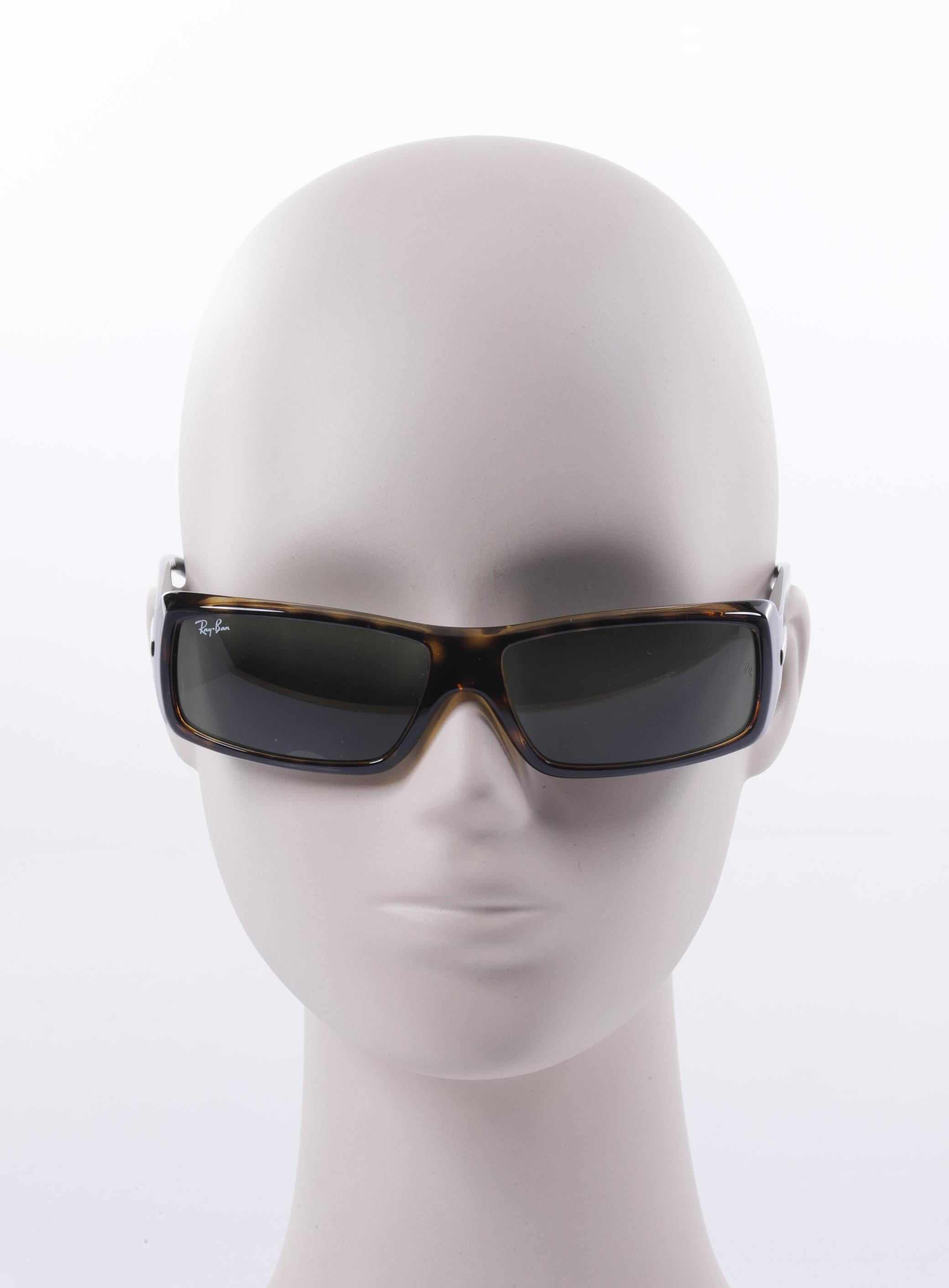 

Ray-Ban Damen Sonnenbrille, braun, Gr.