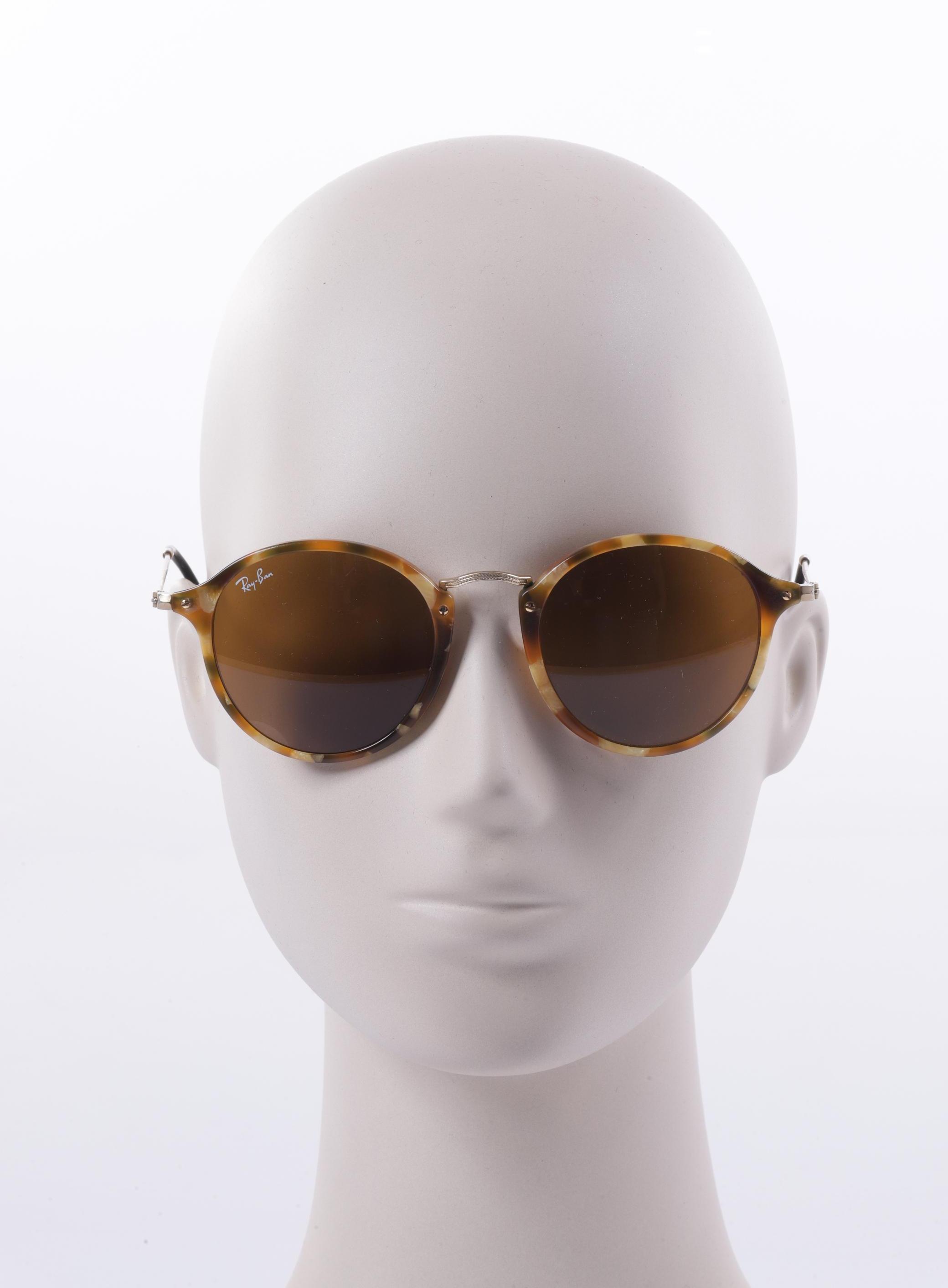 

Ray-Ban Damen Sonnenbrille, braun, Gr.