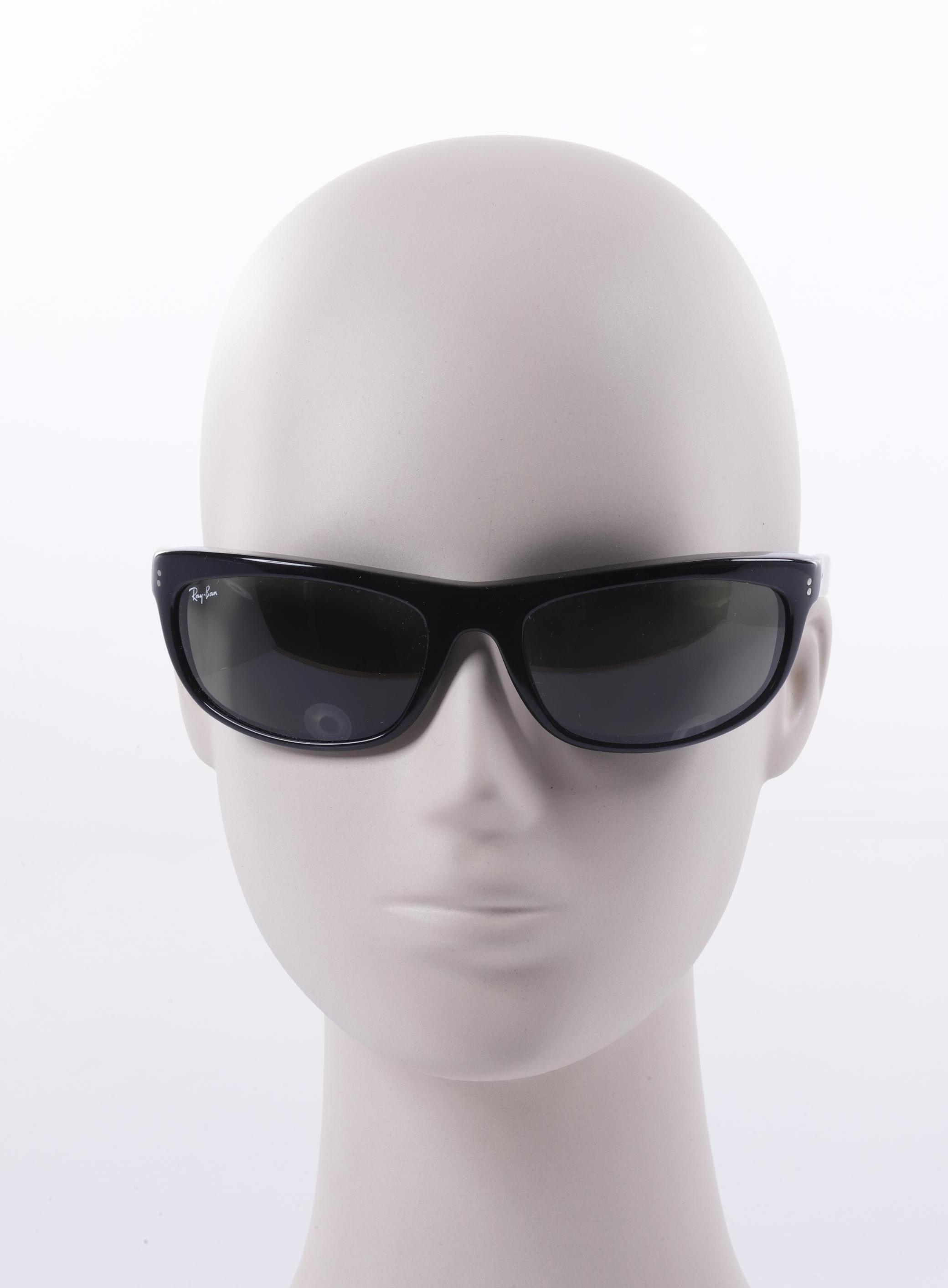 

Ray-Ban Damen Sonnenbrille, schwarz, Gr.