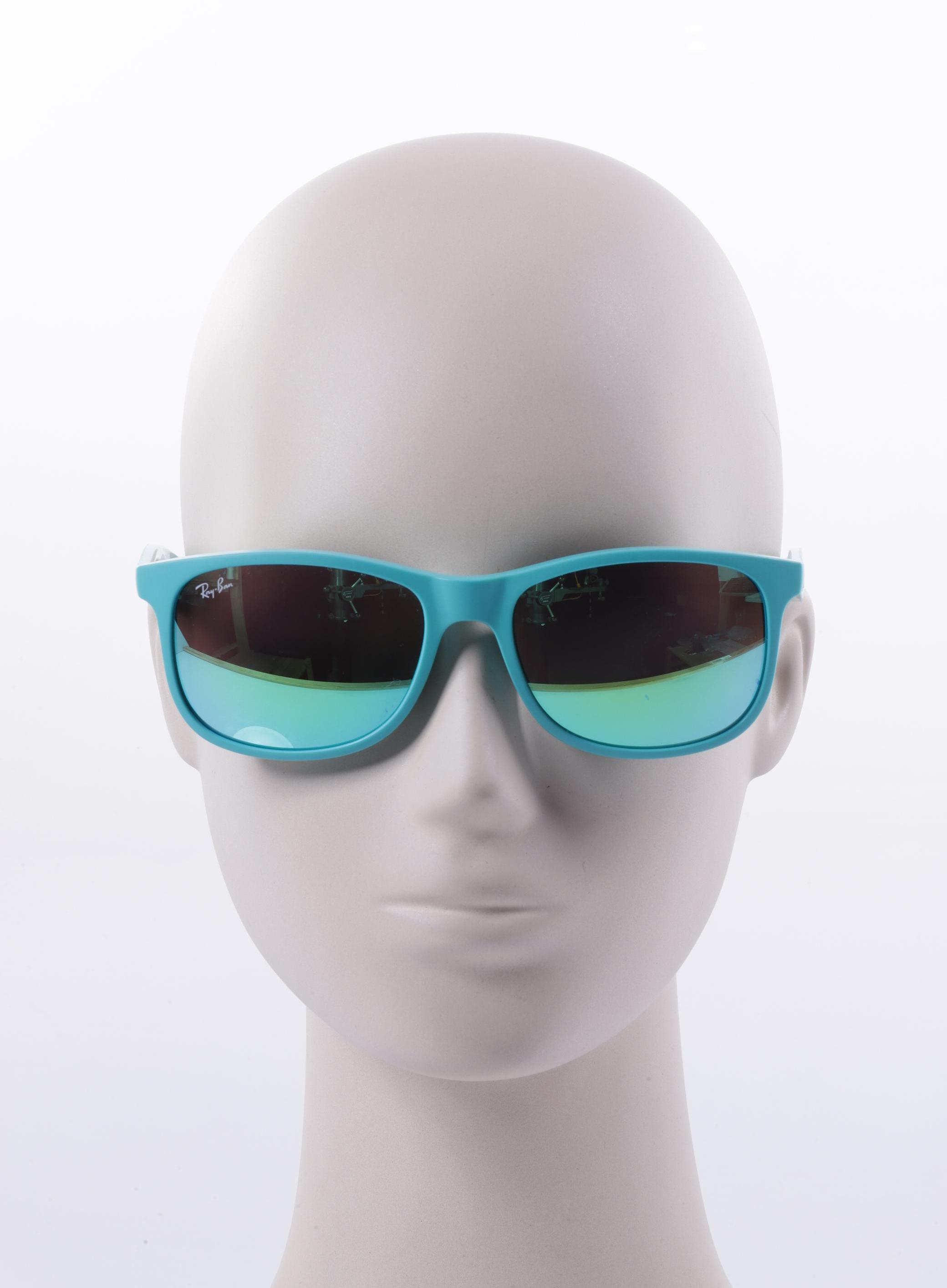 

Ray-Ban Damen Sonnenbrille, hellblau, Gr.