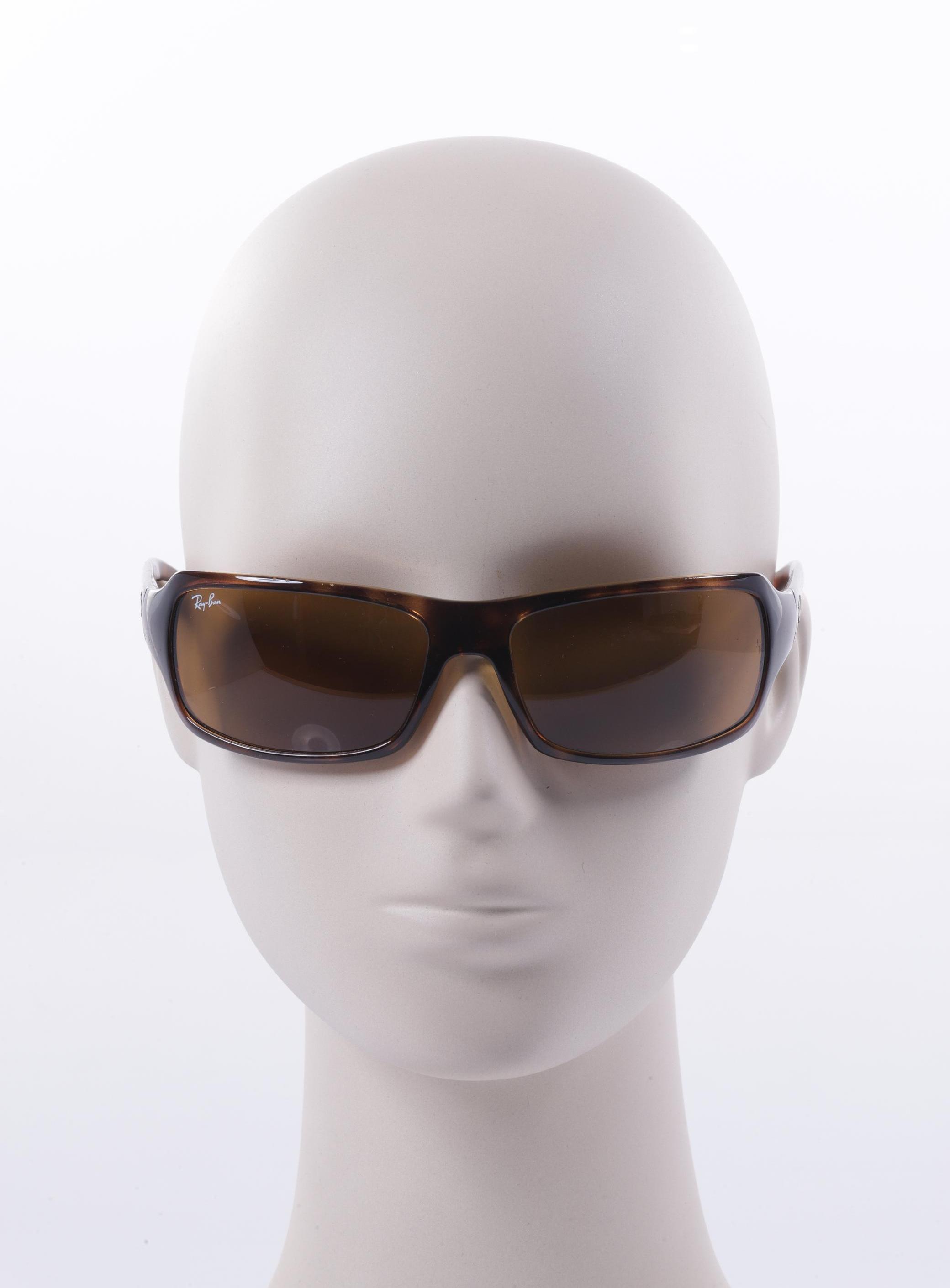 

Ray-Ban Damen Sonnenbrille, braun, Gr.