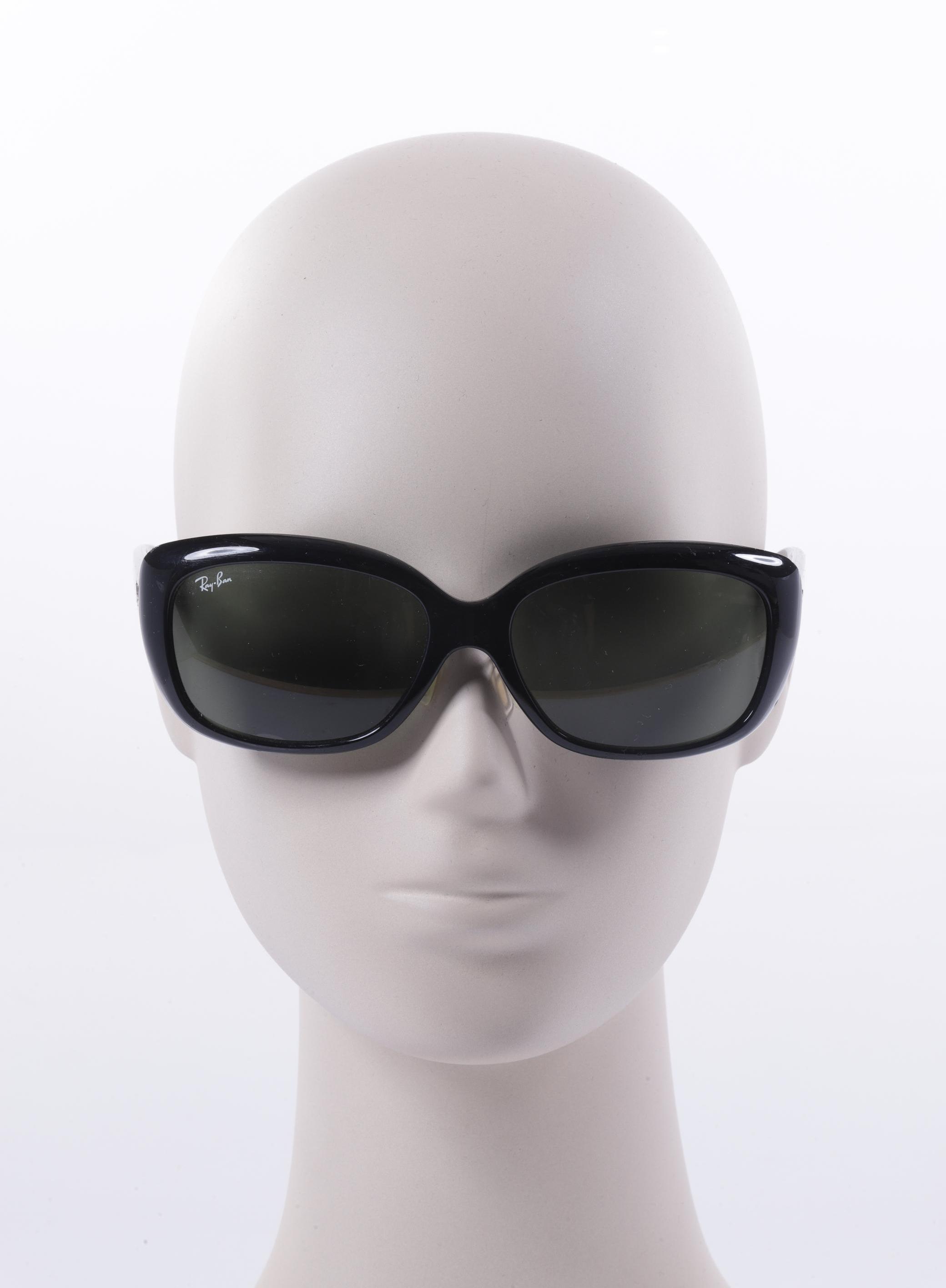 

Ray-Ban Damen Sonnenbrille, schwarz, Gr.