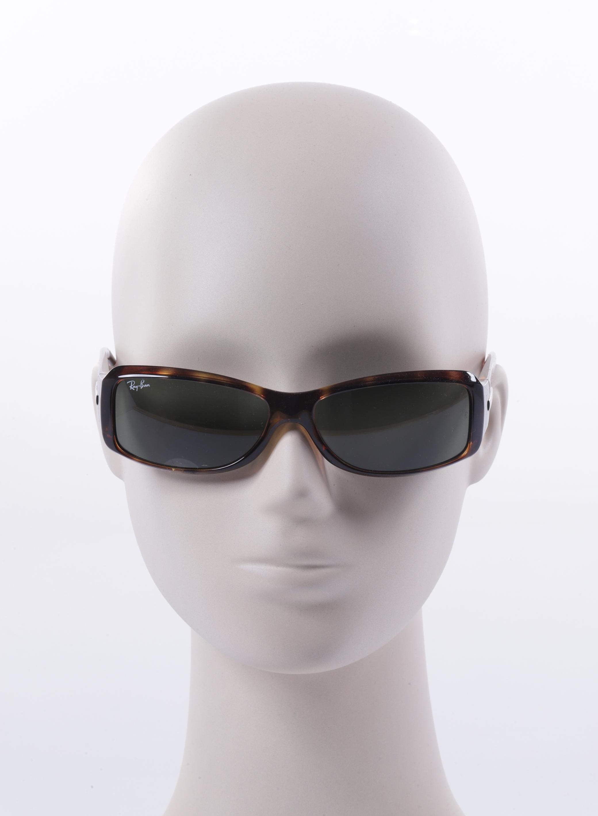 

Ray-Ban Damen Sonnenbrille, braun, Gr.