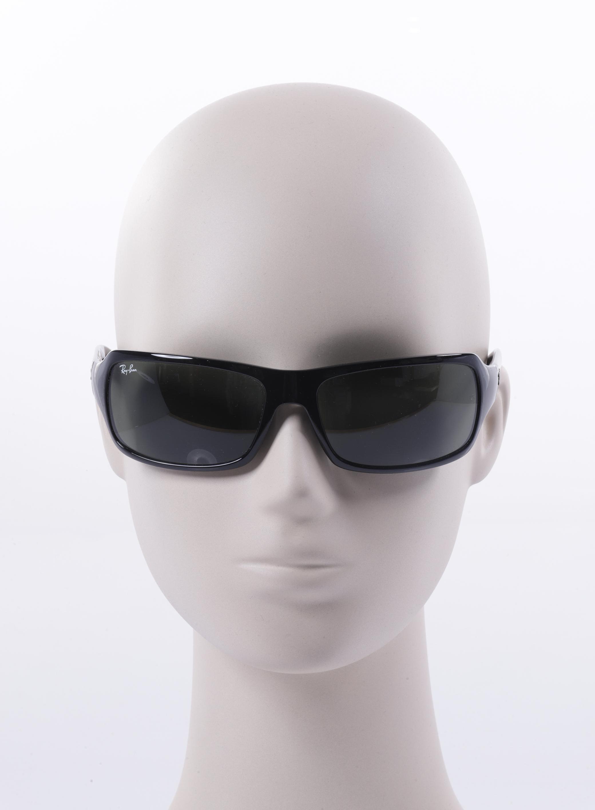 

Ray-Ban Herren Sonnenbrille, schwarz, Gr.