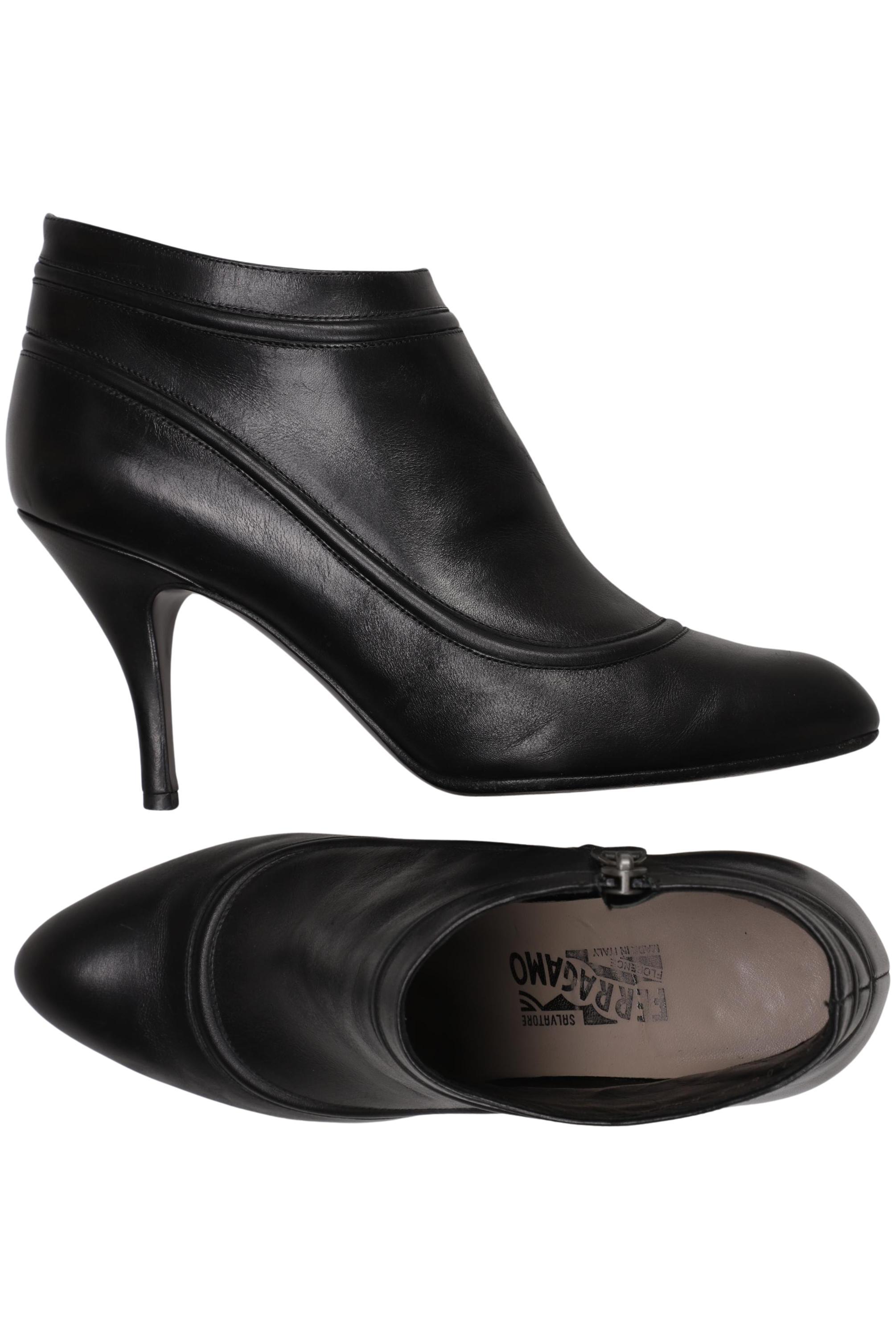 

Salvatore Ferragamo Damen Stiefelette, schwarz, Gr. 7.5