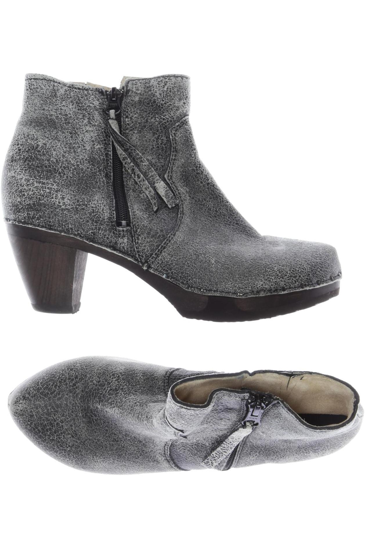 

Softclox Damen Stiefelette, schwarz, Gr. 38