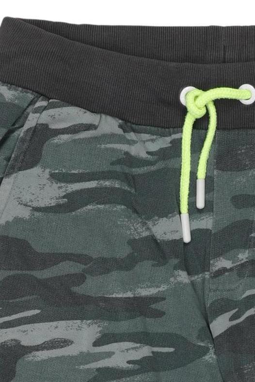 Thumbnail - Staccato Jungen Shorts, grün, Gr. 164