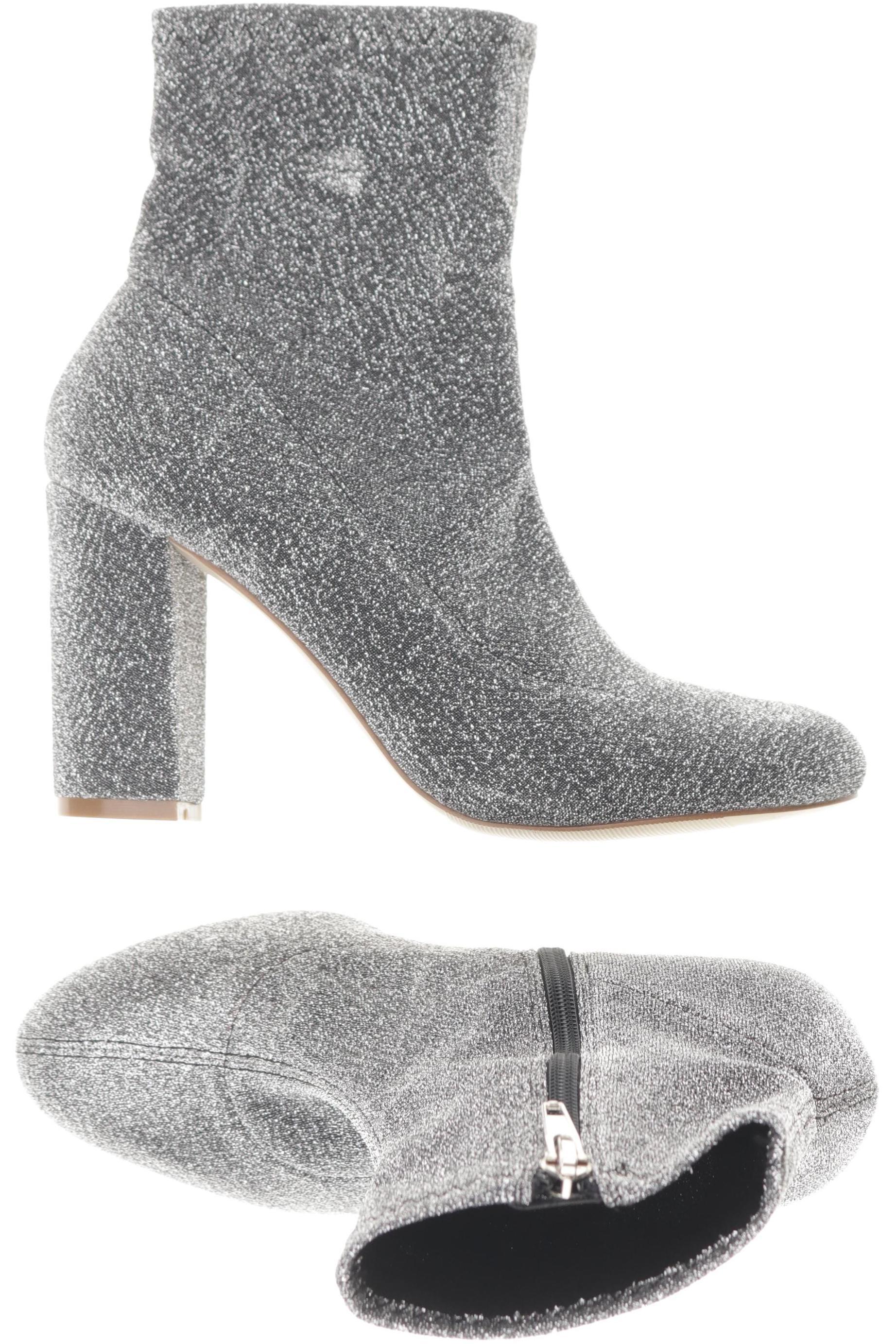 

Steve Madden Damen Stiefelette, silber, Gr. 37