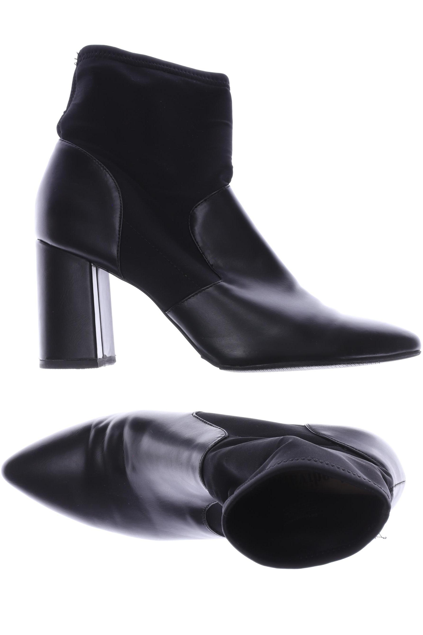 

Stradivarius Damen Stiefelette, schwarz