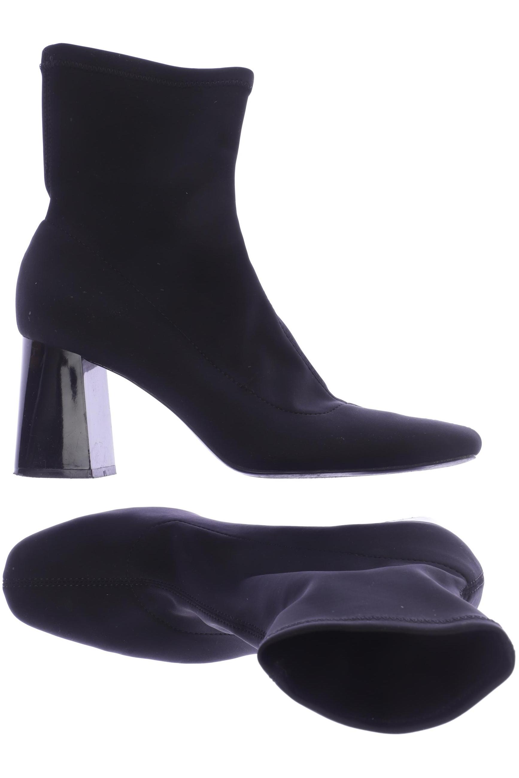 

Stradivarius Damen Stiefelette, schwarz