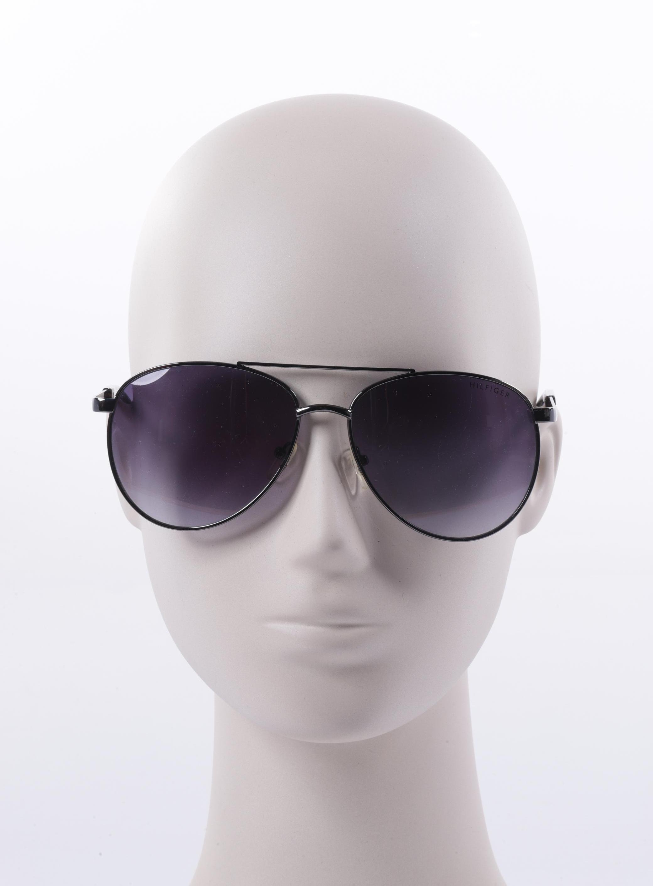 

Tommy Hilfiger Damen Sonnenbrille, schwarz, Gr.
