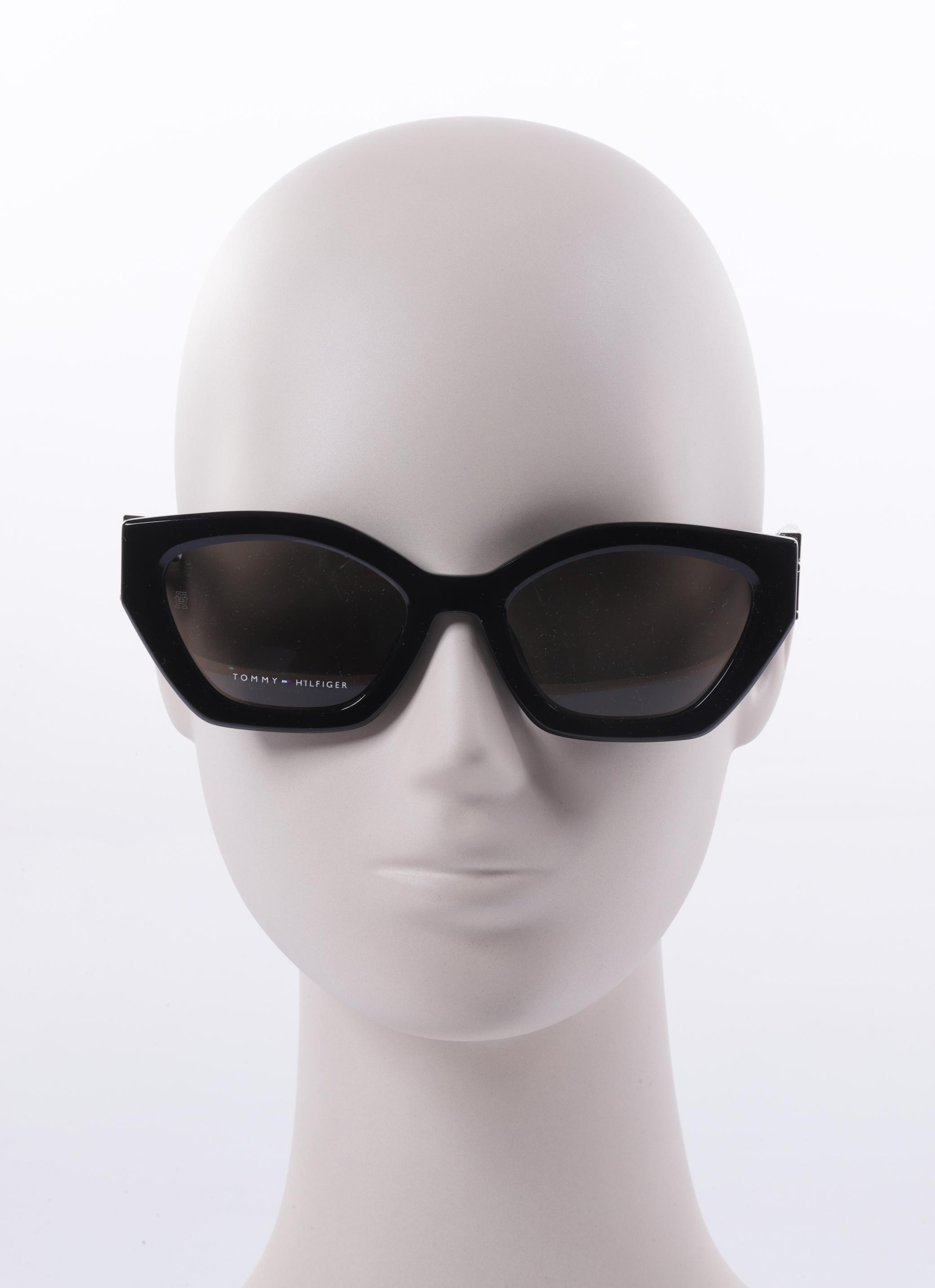 

Tommy Hilfiger Damen Sonnenbrille, schwarz, Gr.