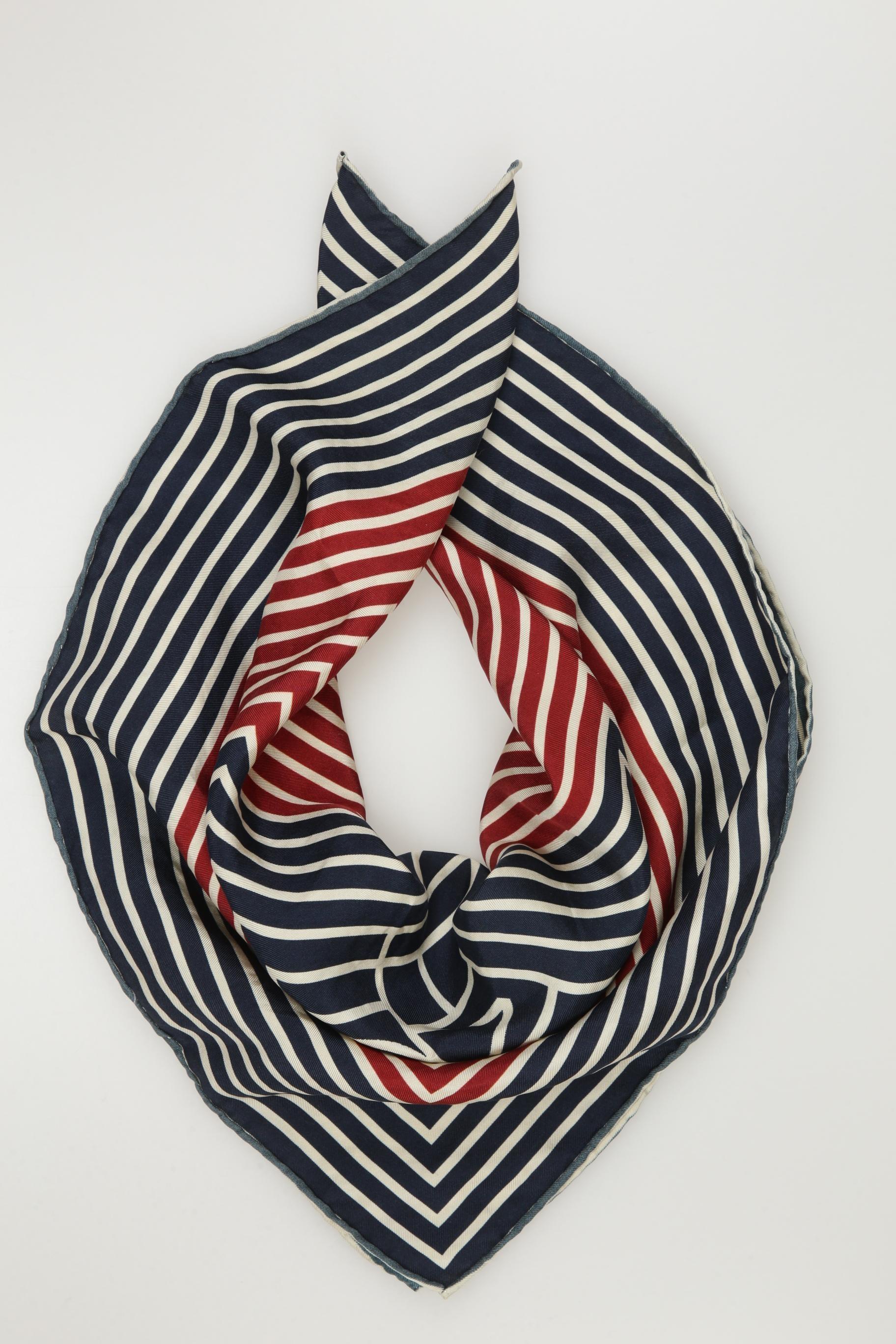 

Toteme Damen Schal, marineblau, Gr.