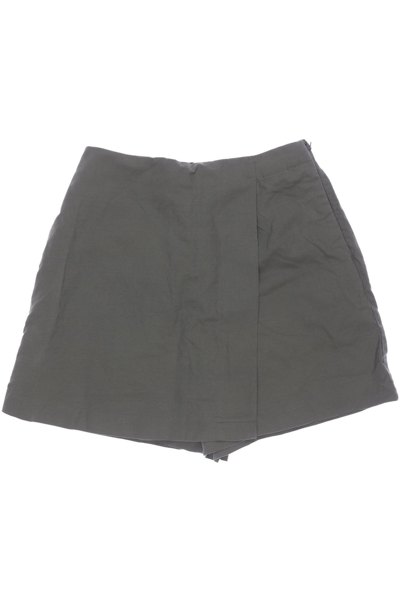

uniqlo Damen Shorts, grün, Gr. 26