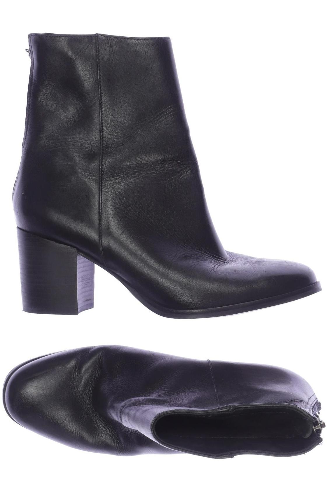

Urban Outfitters Damen Stiefelette, schwarz, Gr. 39