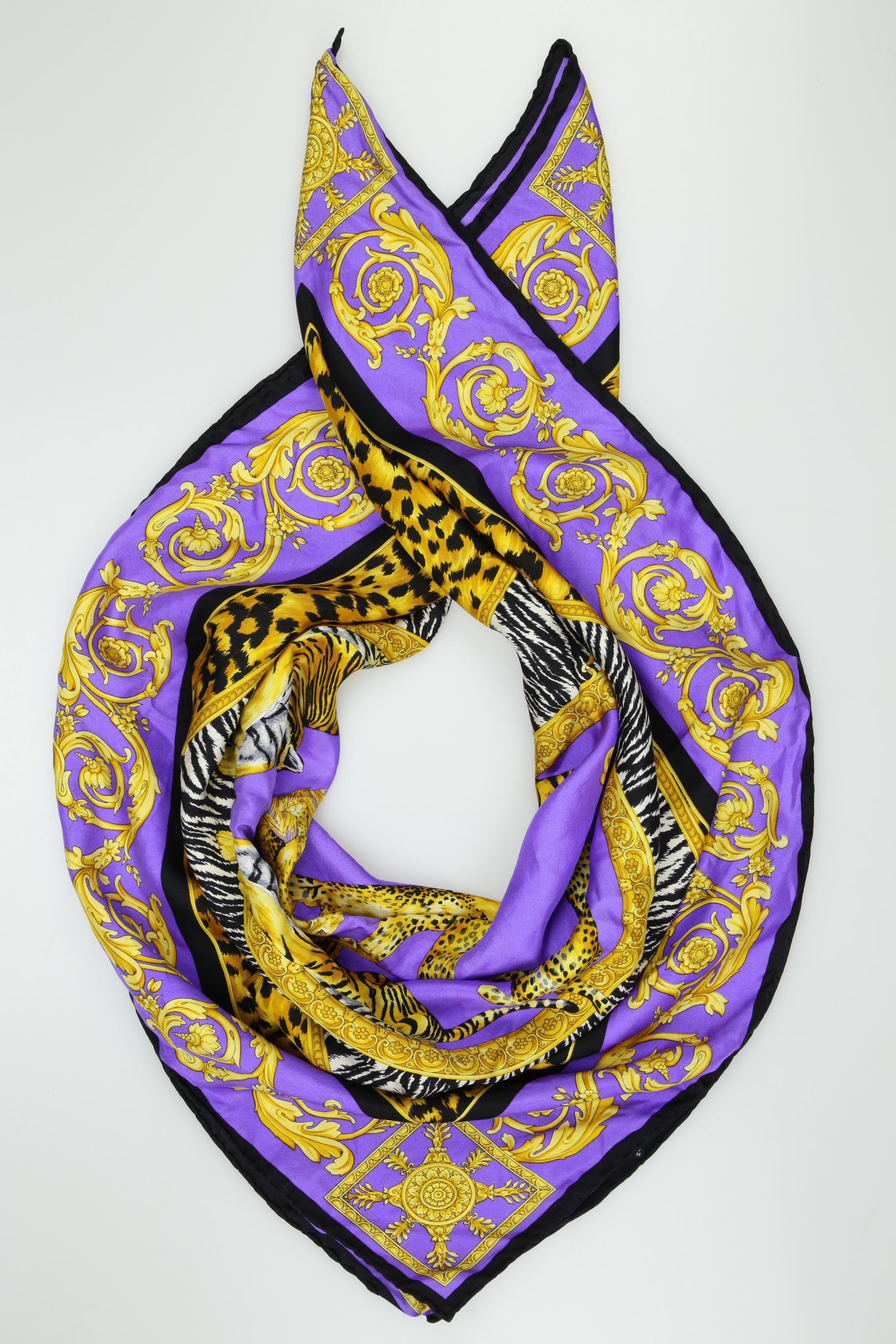 

Versace Damen Schal, flieder, Gr.