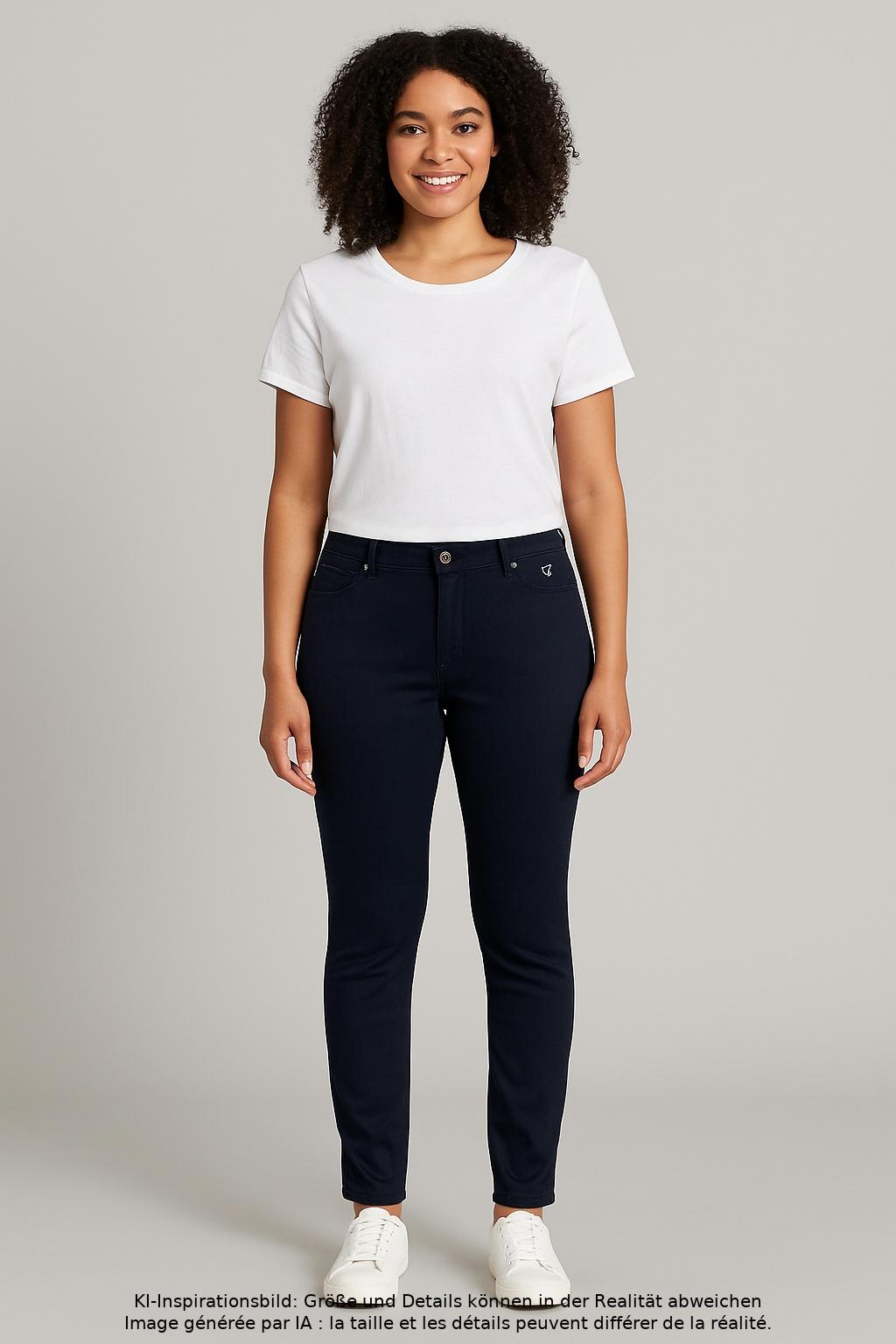 

Versace Jeans Damen Jeans, marineblau, Gr. 39