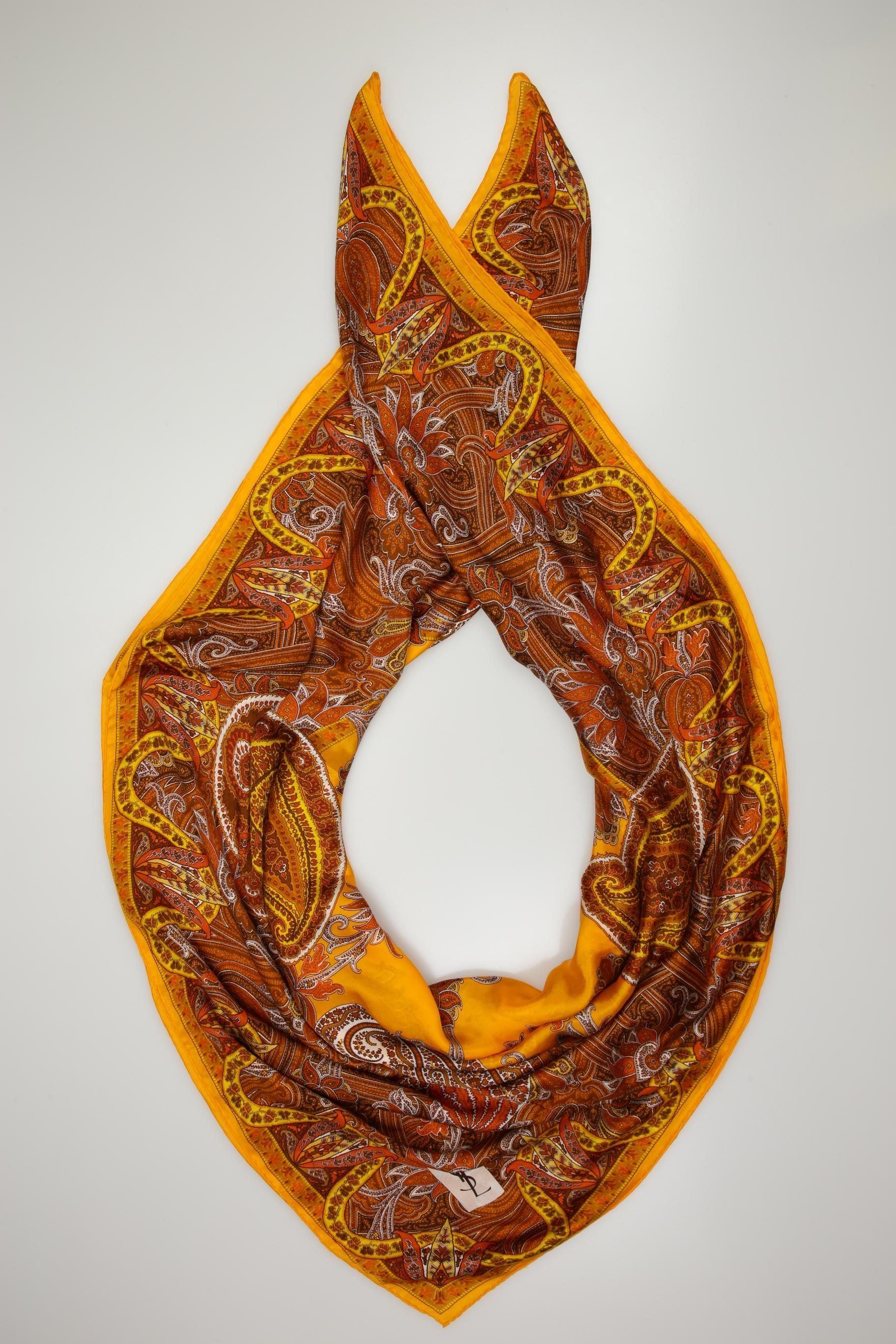 

Yves Saint Laurent Damen Schal, orange, Gr.