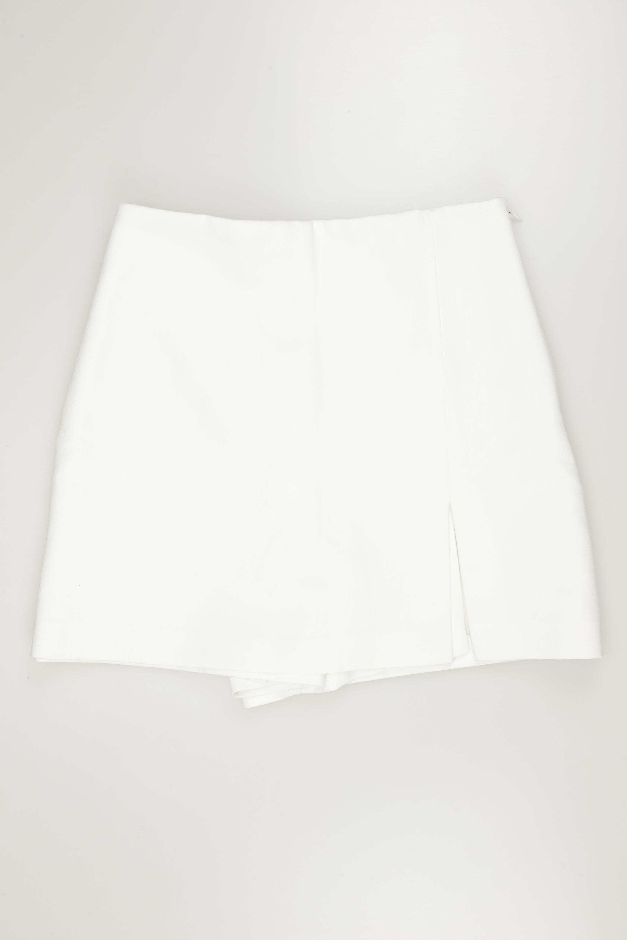 

Zara Damen Shorts, weiß, Gr. 36
