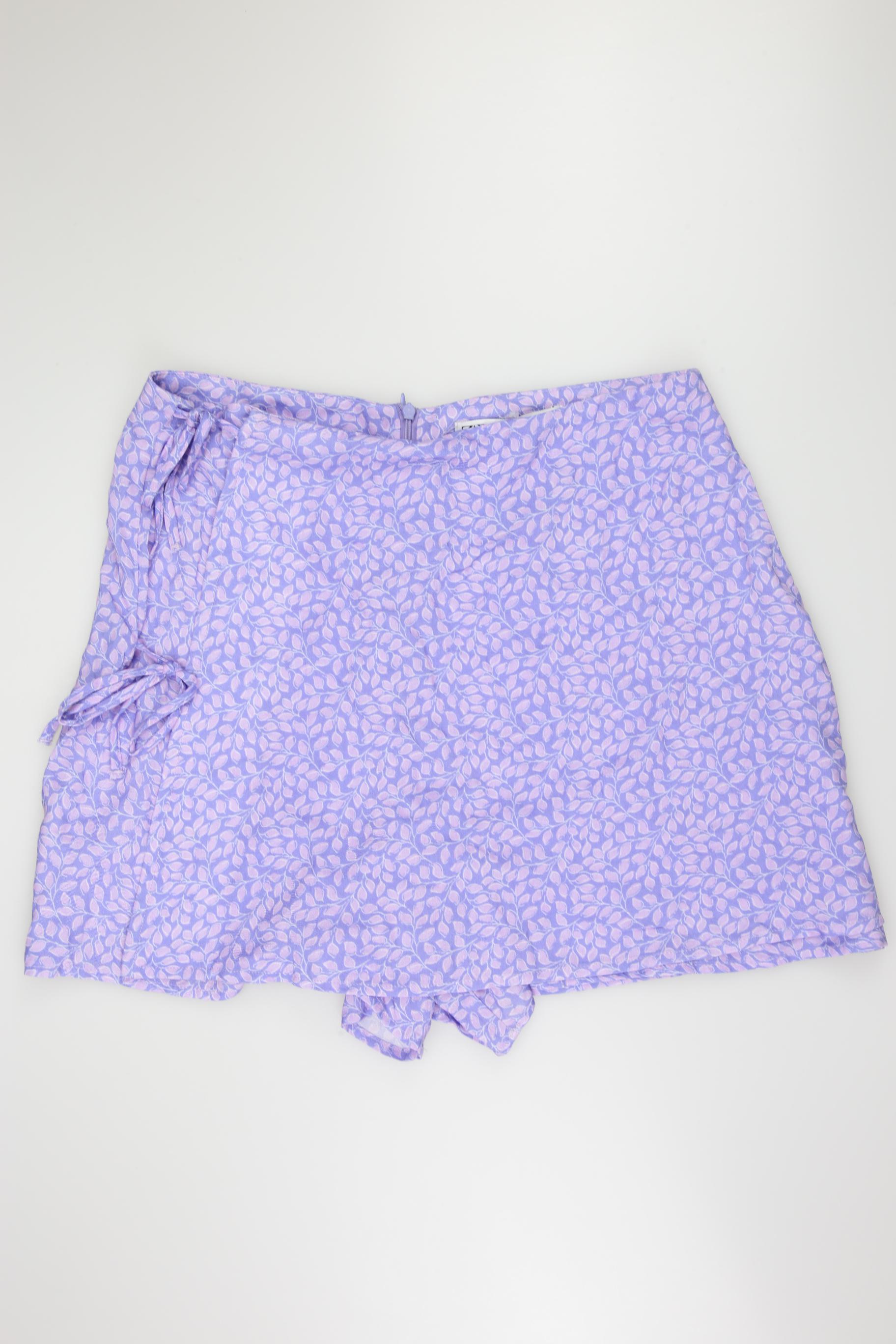 

Zara Damen Shorts, flieder, Gr. 38