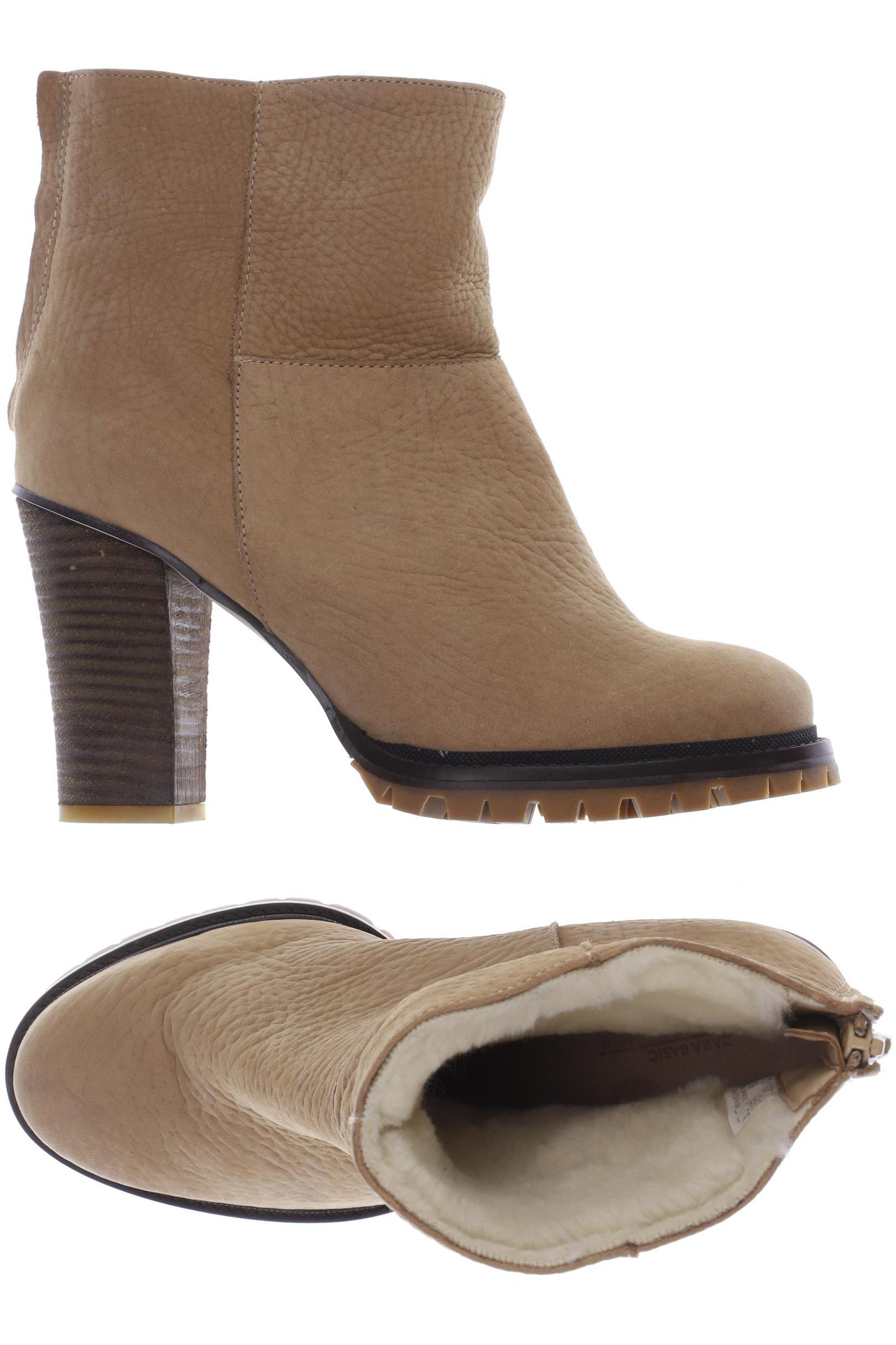 

ZARA Damen Stiefel, beige