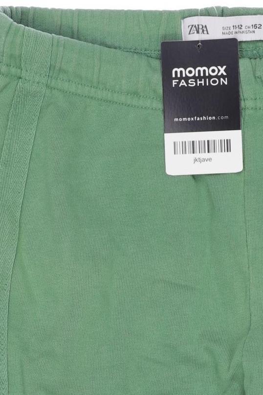 Thumbnail - Zara Jungen Shorts, grün, Gr. 152